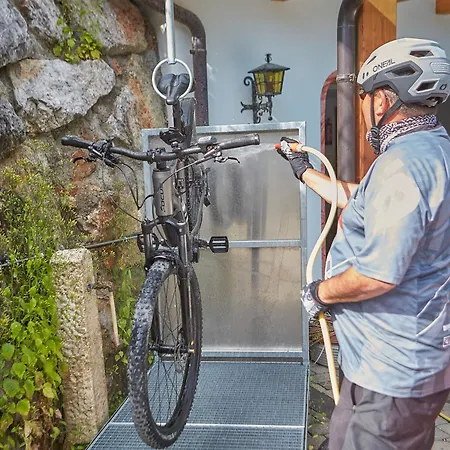 Frei & Wild By We Rent *